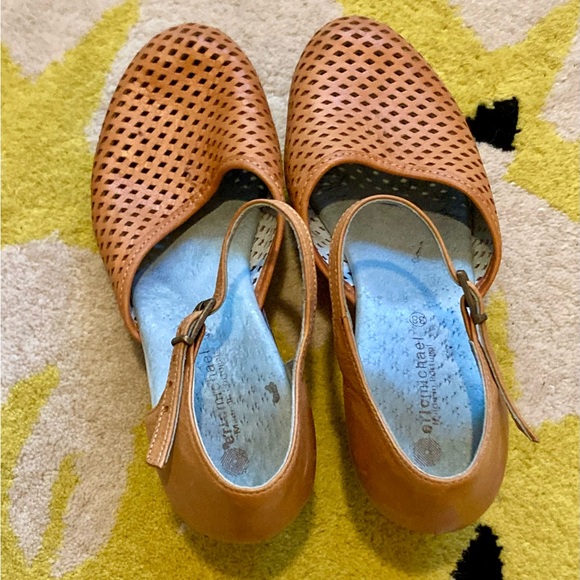 Eric Michael Sandal/Clog Sz 38 US 7.5 - Picture 5 of 10